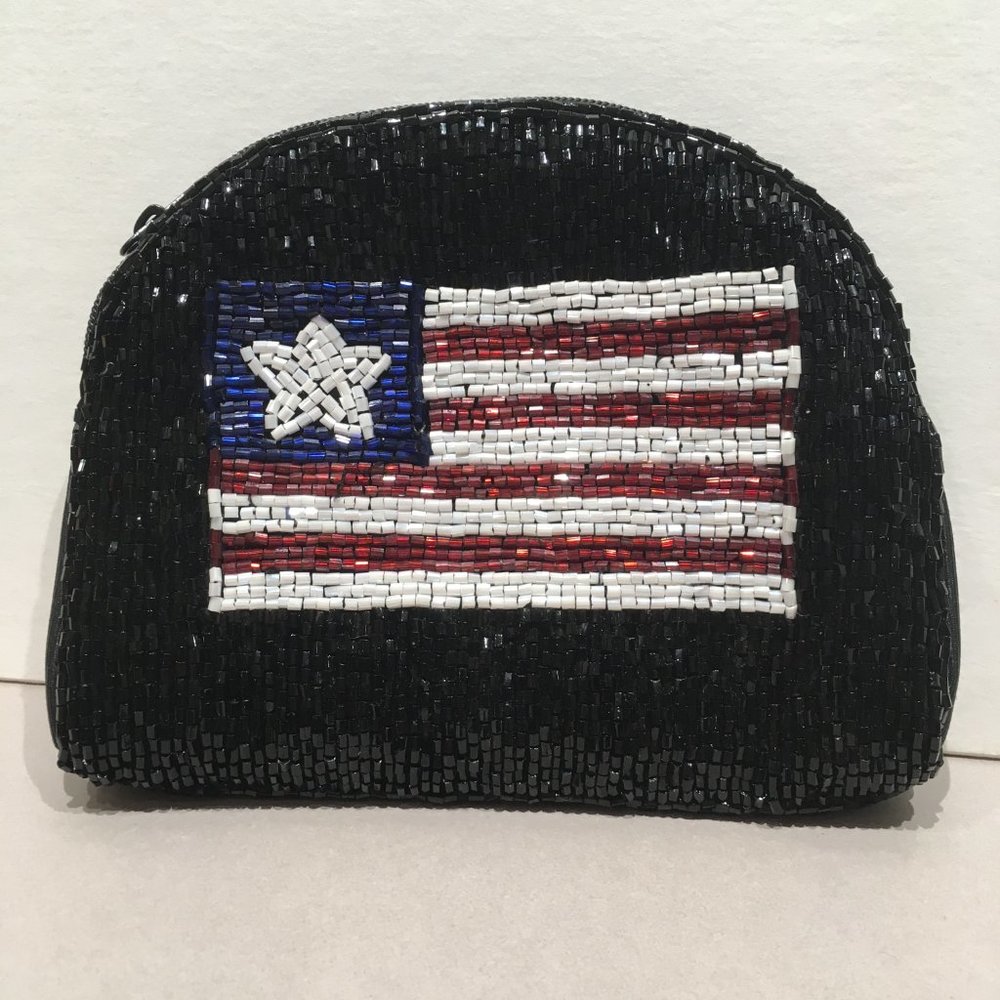 AMERICAN FLAG BEADED COIN PURSE